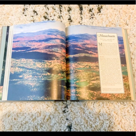 America Land of Beauty and Splendor Hardcover Book - Picture 6 of 10